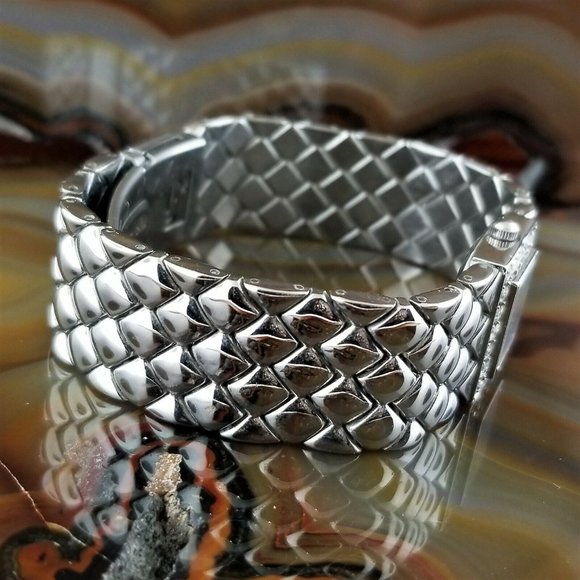 Vintage Womens KATHY LEE Polished Silver Crystal Bezel Watch - Picture 4 of 4